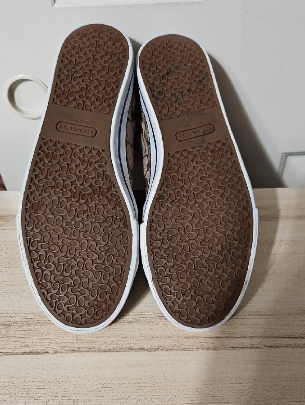Coach EUC POPPY CHAN Bluberry Signature High-Top Sneakers - Picture 9 of 9